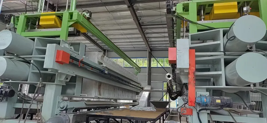 高压隔膜压滤机处理市政污泥处理现场